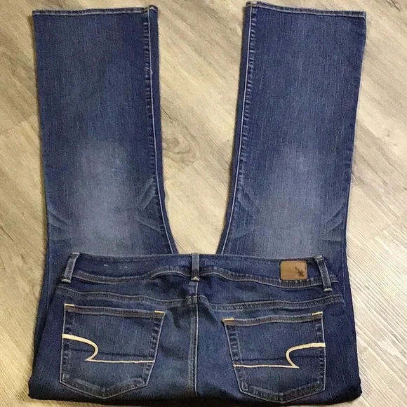 ⁠♡ American Eagle Mid Rise Kick Boot Super Stretch Womans Size 14 Jeans 900 - Picture 4 of 8